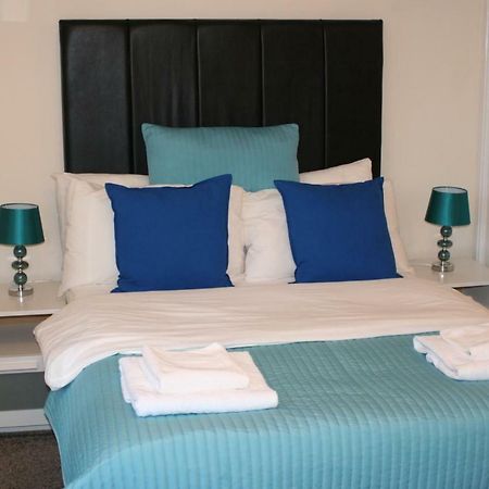 Abbey Holiday Accommodation Вітбі Екстер'єр фото